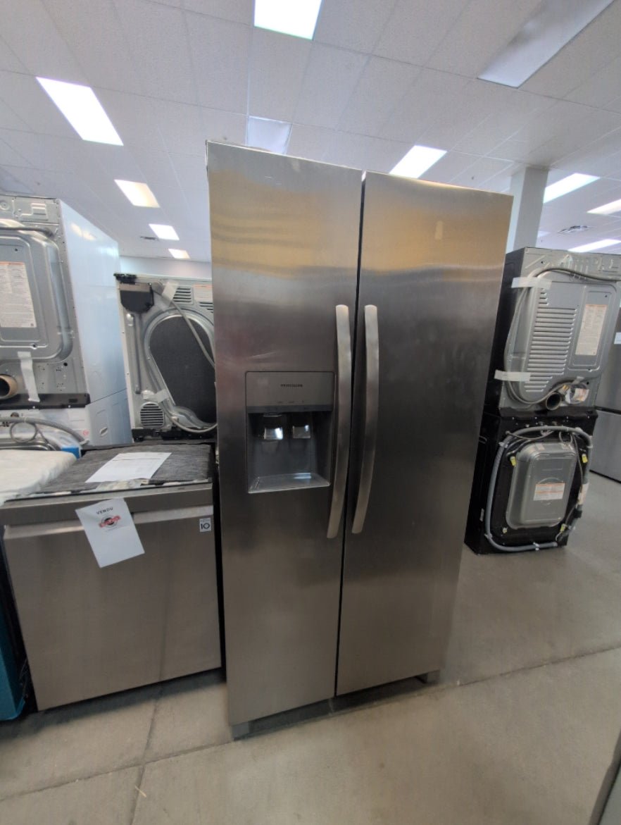 FRSS2323AS - REFRIGERATORS - Frigidaire - Side by Side - Stainless Steel - Open Box - BonPrix Électroménagers