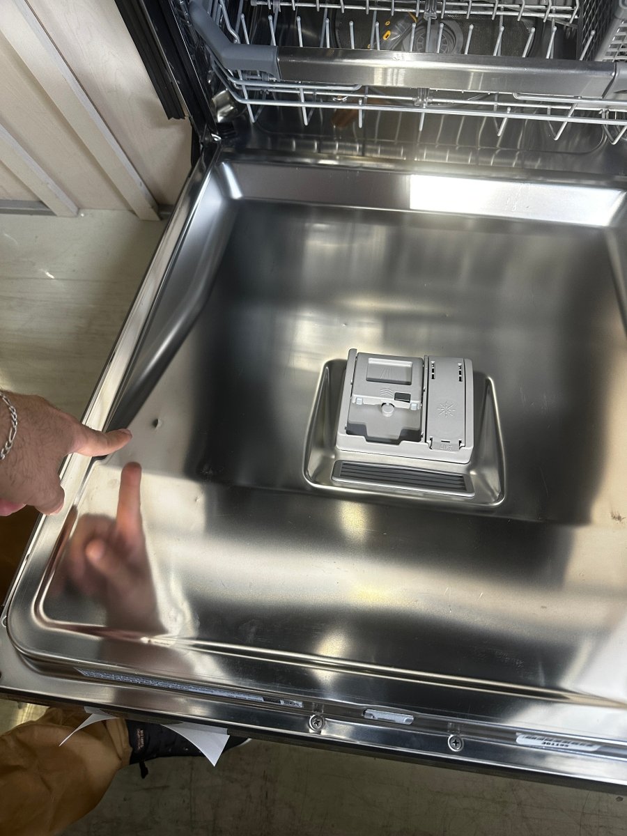 LDP6797BD - DISHWASHERS - LG - Top Controls - Black Stainless - Open Box - BonPrix Électroménagers