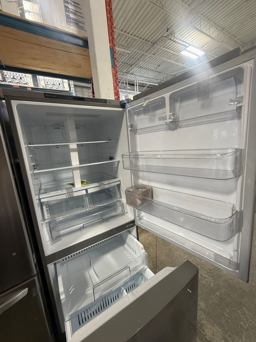 LRDNS2200S - REFRIGERATORS - LG - Bottom Freezer - Stainless Steel - Open Box - BonPrix Électroménagers