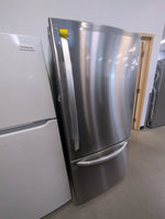 LRDNS2200S - REFRIGERATORS - LG - Bottom Freezer - Stainless Steel - Open Box - BonPrix Électroménagers