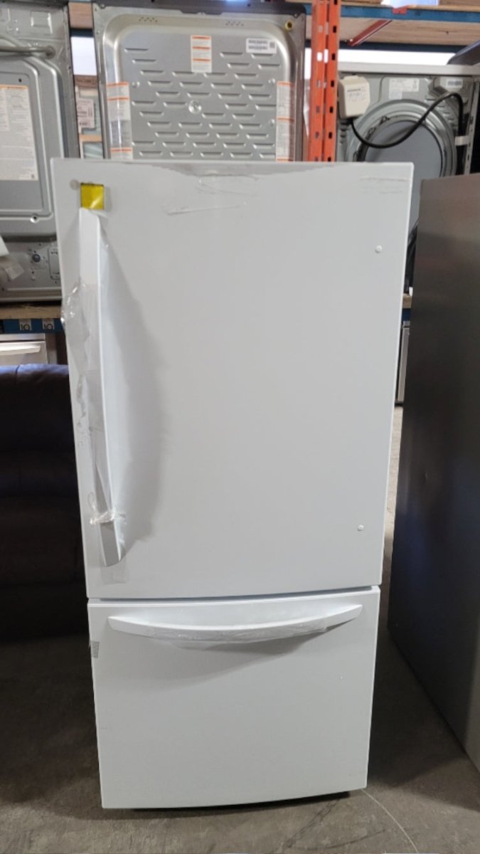LRDNS2200W - REFRIGERATORS - LG - Bottom Freezer - White - Open Box - BonPrix Électroménagers