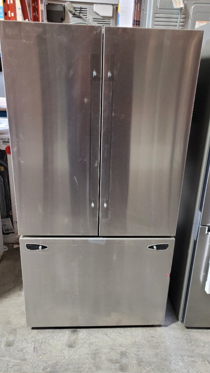LRFLS3206S - REFRIGERATORS - LG - French 3 - Door - Stainless Steel - Open Box - BonPrix Électroménagers
