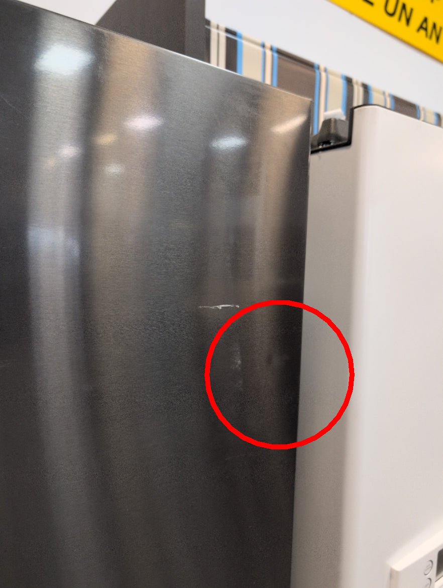 LRYXC2606D - REFRIGERATORS - LG - French 3-Door - Black Stainless - Open Box - BonPrix Électroménagers