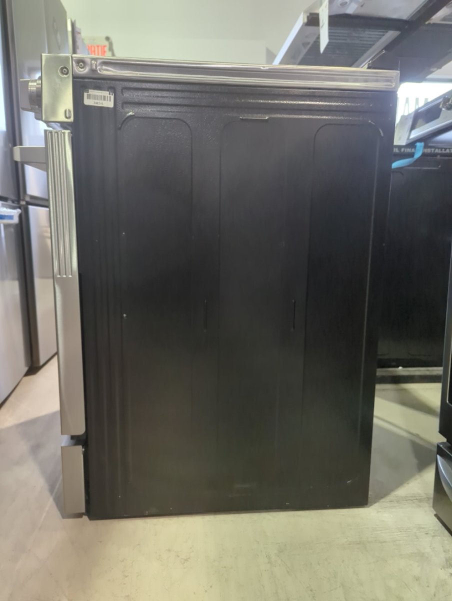 LSES6338F - RANGES - LG STUDIO - Electric - Stainless Steel - Open Box - BonPrix Électroménagers