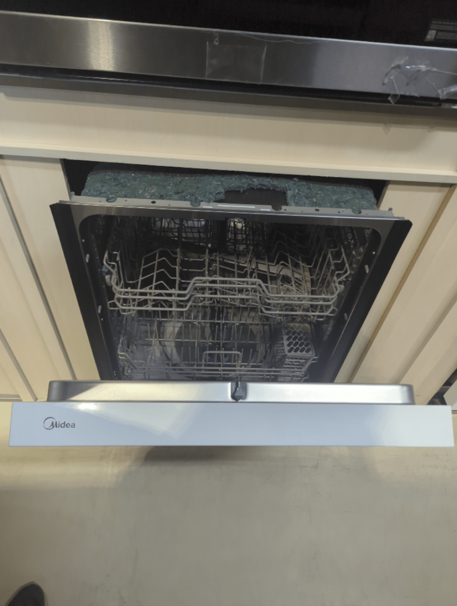 MDF24P1BWW - DISHWASHERS - Midea - Front Controls - White - Open Box - BonPrix Électroménagers
