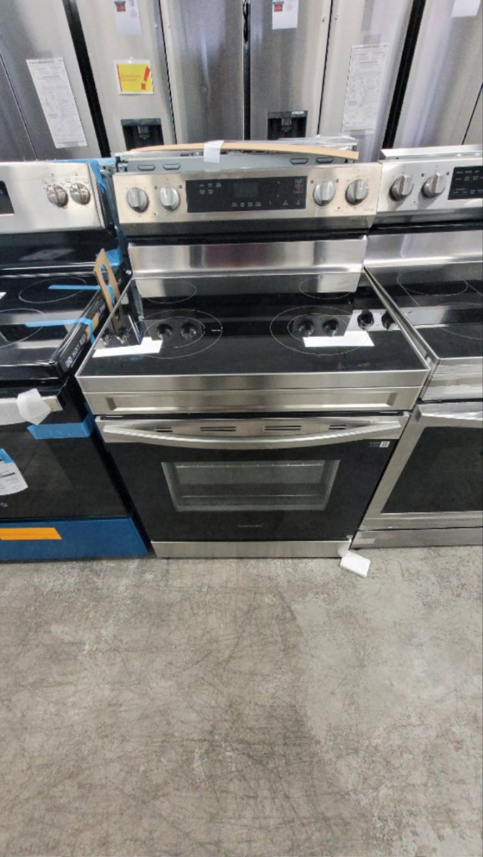 NE63A6111SS - RANGES - Samsung - Electric - Stainless Steel - Open Box - BonPrix Électroménagers