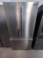 PRFG2383AF - REFRIGERATORS - Frigidaire Professional - French 3-Door - Stainless Steel - Open Box - BonPrix Électroménagers