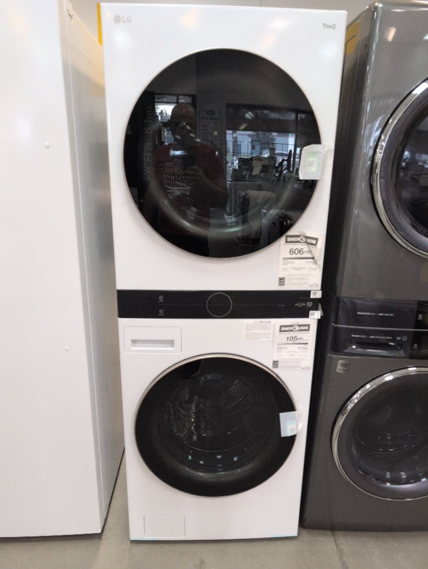 WKE100HWA - LAUNDRY CENTERS - LG - Stacked Washer/Dryer - Electric - White - Open Box - BonPrix Électroménagers