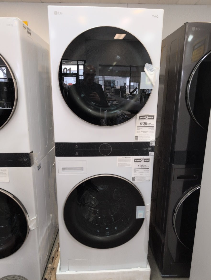 WKE100HWA - LAUNDRY CENTERS - LG - Stacked Washer/Dryer - Electric - White - Open Box - BonPrix Électroménagers