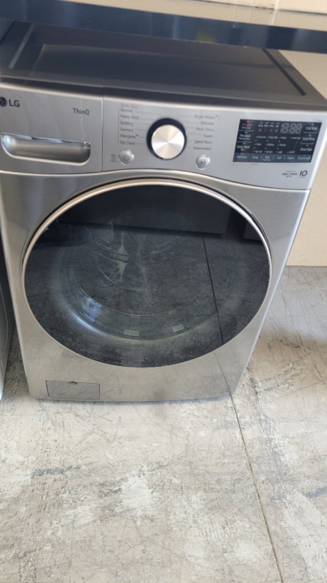 WM3850HVA - WASHERS - LG - Front Load - Silver - Open Box - BonPrix Électroménagers